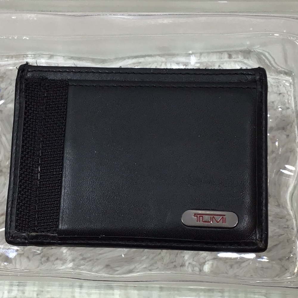Tumi black leather & damask card case